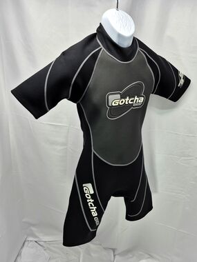 Gotcha Gear 2.2mm Titanium Shorty Wetsuit - Men’s Size M Black/Grey Swim Surf 90